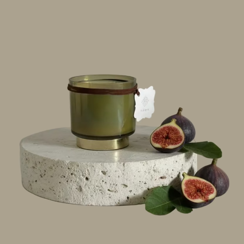 Iris Scented Candle - Wild Fig (500ml)-0
